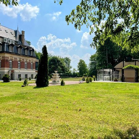 Chateau De Moliens Luaran gambar