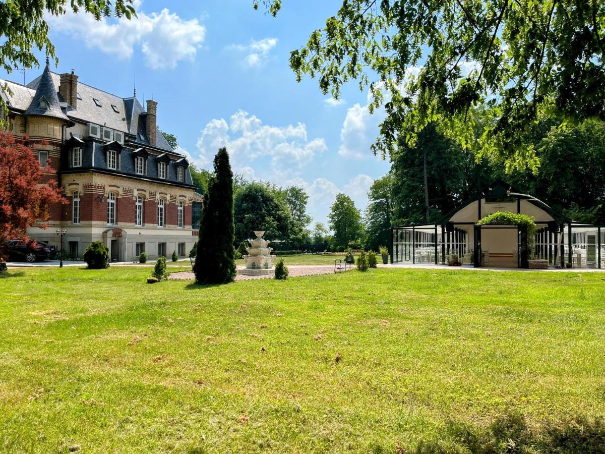 Chateau De Moliens Luaran gambar