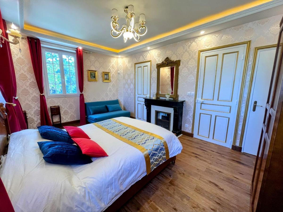 Chateau De Moliens Luaran gambar